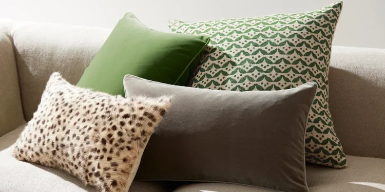 Lloyd Flanders Cushion Fabrics