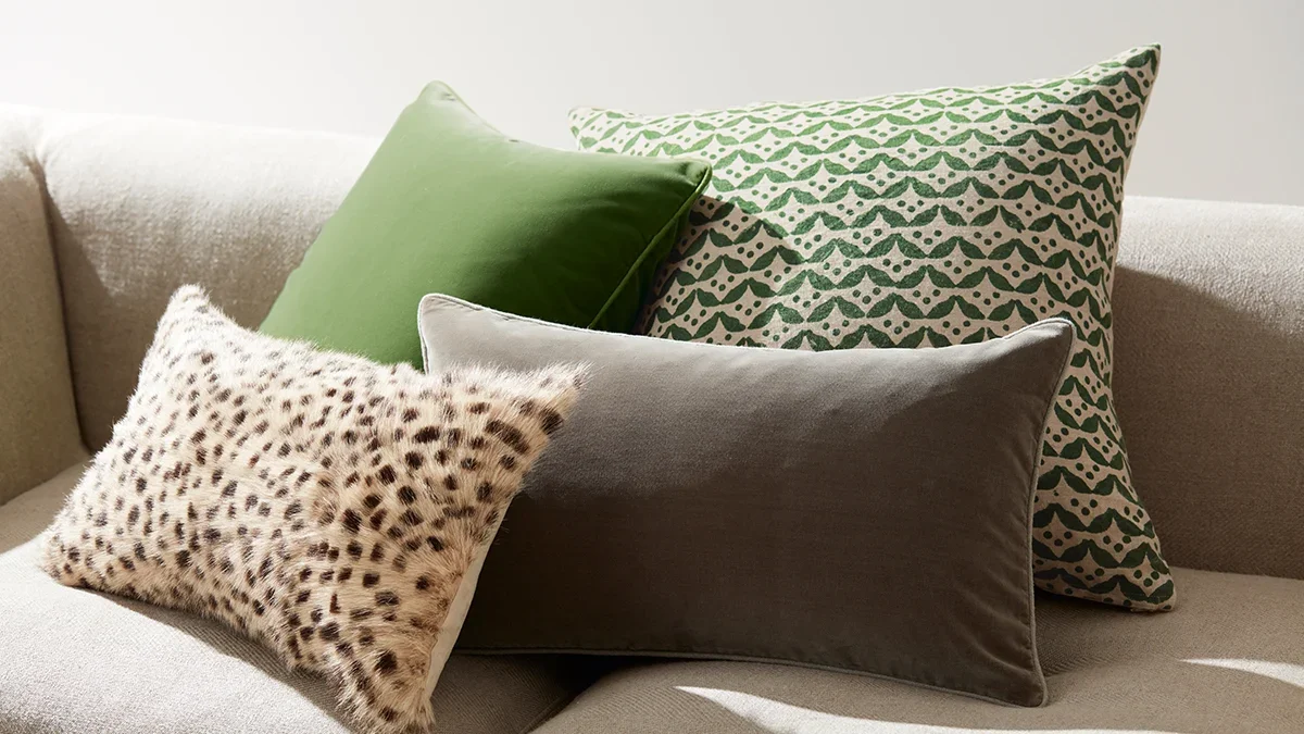 Lloyd Flanders Cushion Fabrics