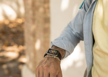 Top Smart Watches for Men: Combining Functionality with Style