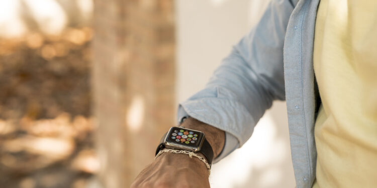 Top Smart Watches for Men: Combining Functionality with Style