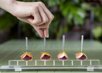 Active Cornering Enhancement