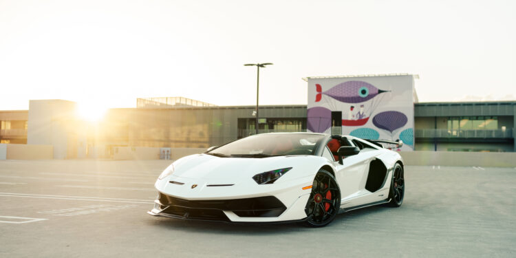 From Beverly Hills to Malibu: The Best Routes to Drive When You Rent a Lamborghini Aventador in Los Angeles